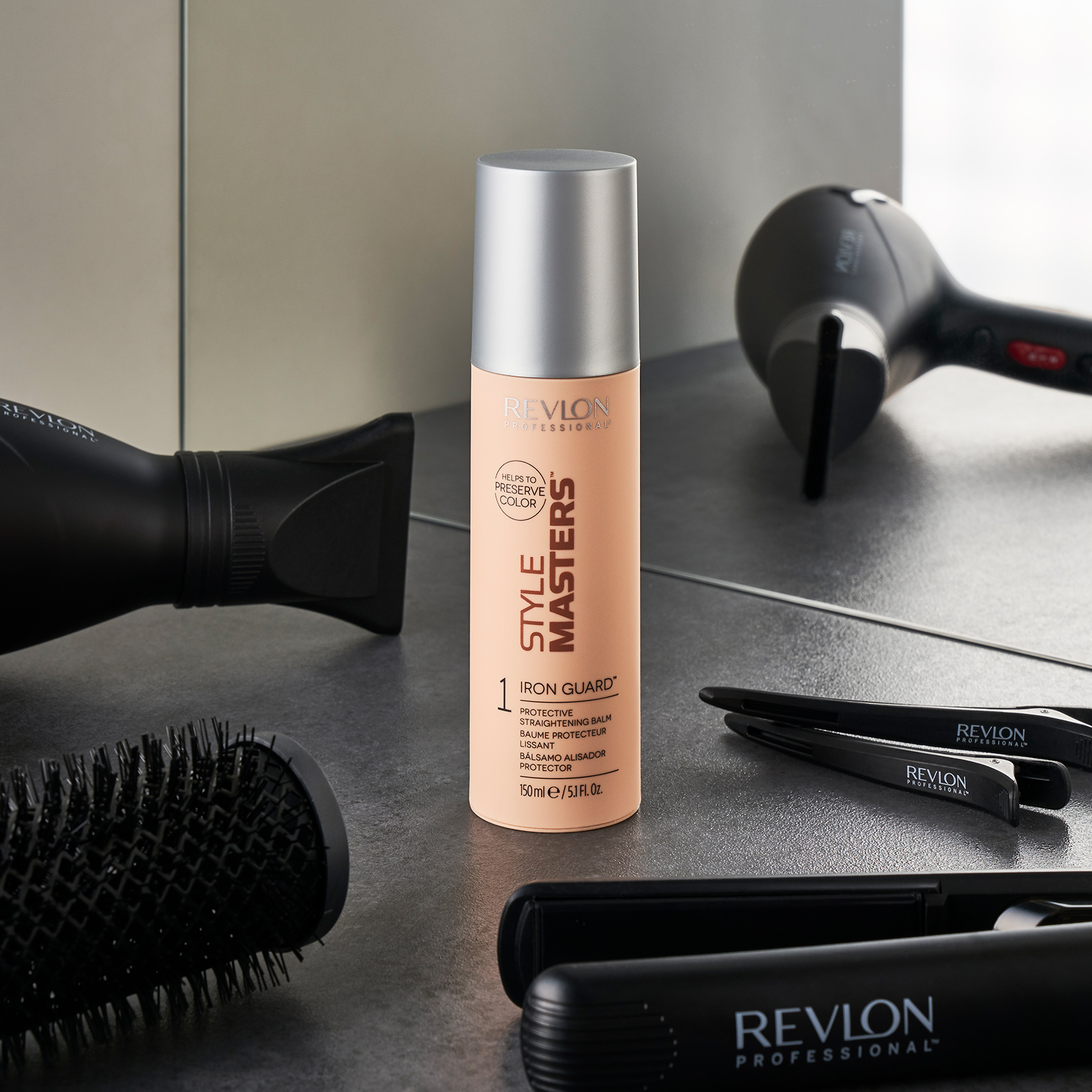 Revlon Style Masters Smooth Iron Guard 150ml